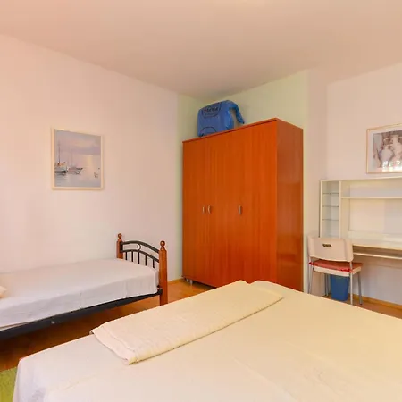 Bonifacija Perovica Apartamento *